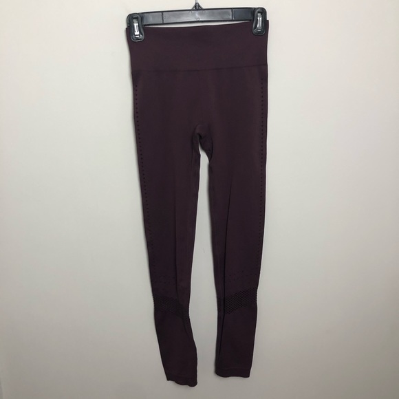 VARLEY- Revolve Justin Leggings Laser Cut Seamless - Picture 5 of 10